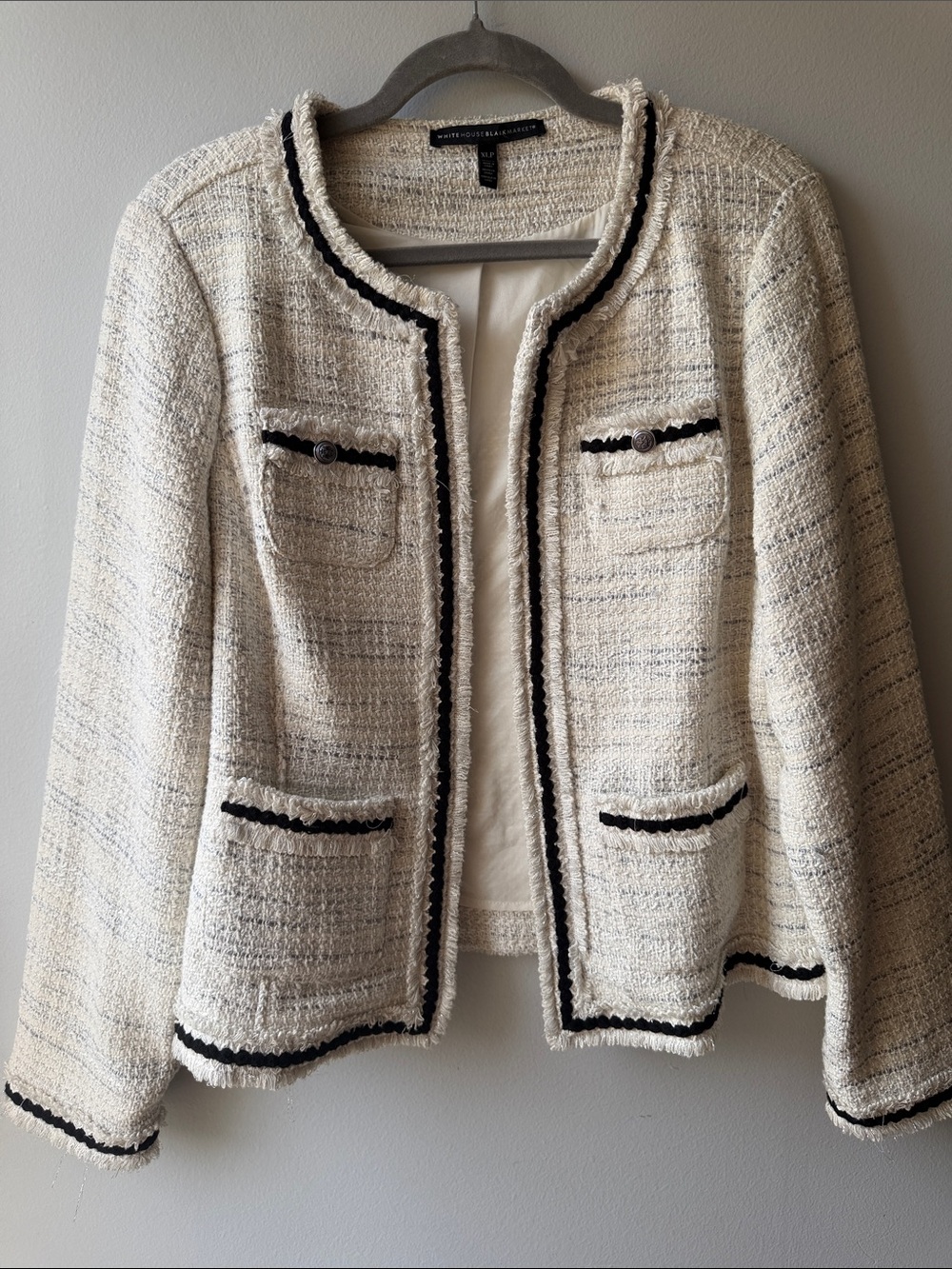 White House Black Market Cream Tweed Jacket with Black Trim size XLP - Picture 4 of 4